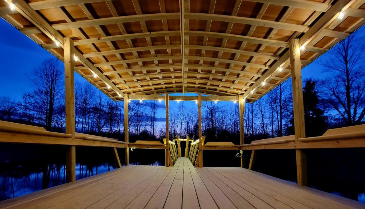 Shire Suite At White Lotus Eco Spa Retreat Stanardsville エクステリア 写真