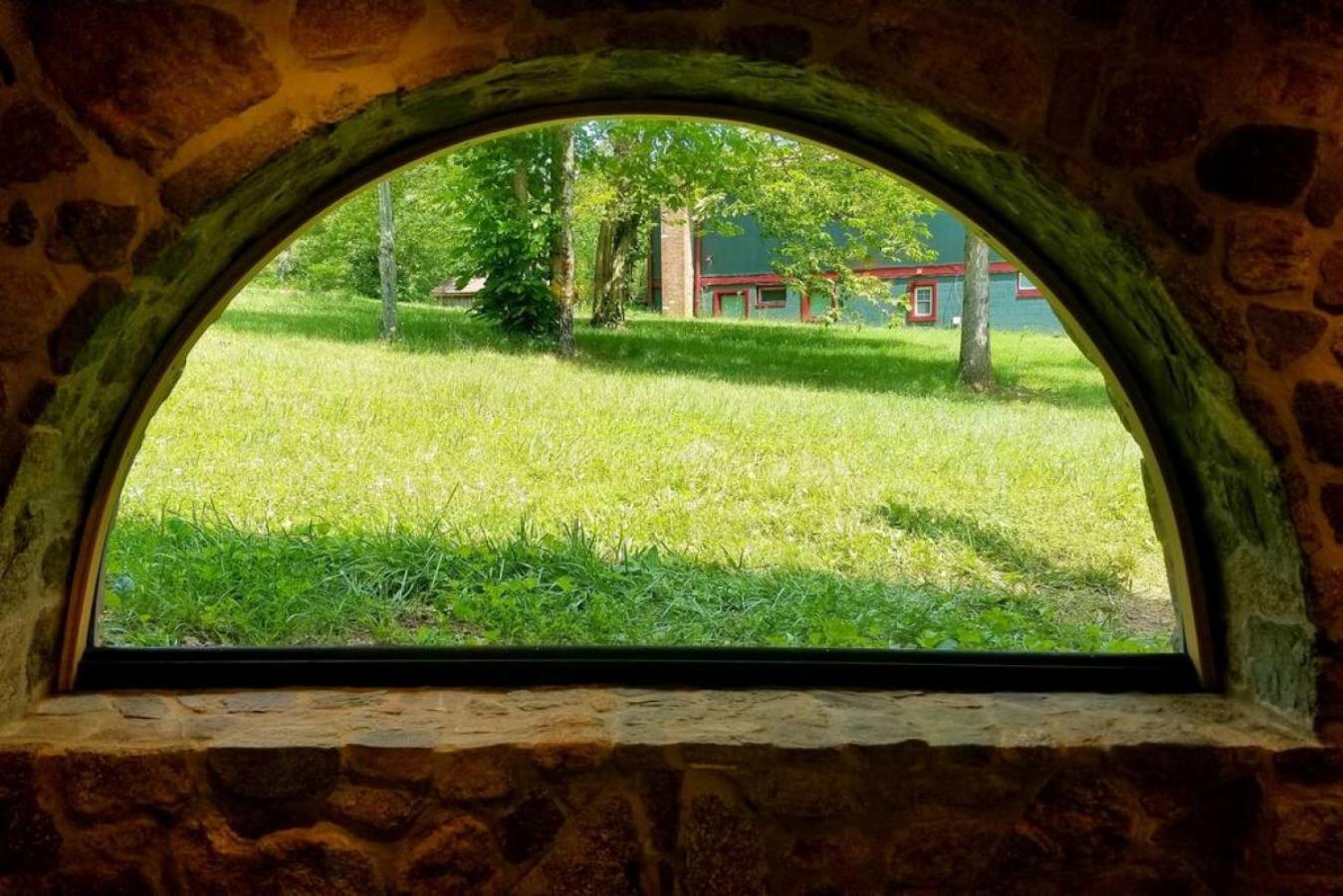 Shire Suite At White Lotus Eco Spa Retreat Stanardsville エクステリア 写真